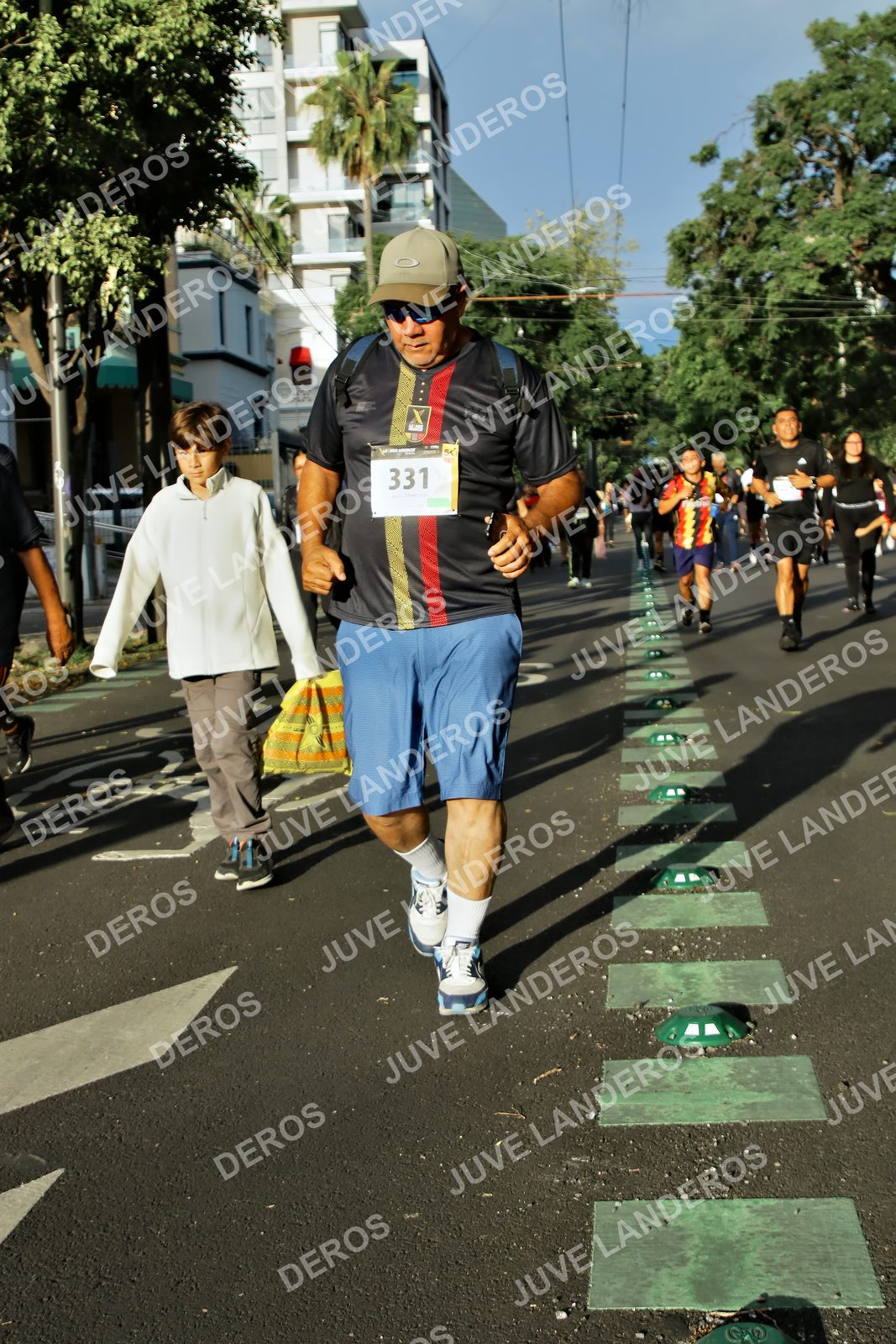 Foto de la X Carrera Leones Negros Red Cola 2026 en Rectoría General de la UdeG, Av. Juárez 976 (meta en Av. Enrique Díaz de León y Pedro Moreno), Guadalajara a las 07:45 · dorsal 331