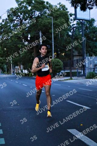 Foto de la X Carrera Leones Negros Red Cola 2026 a las 04:50